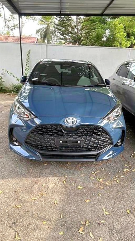 Toyota Yaris G 2025