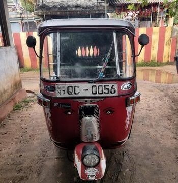 Bajaj RE 2005