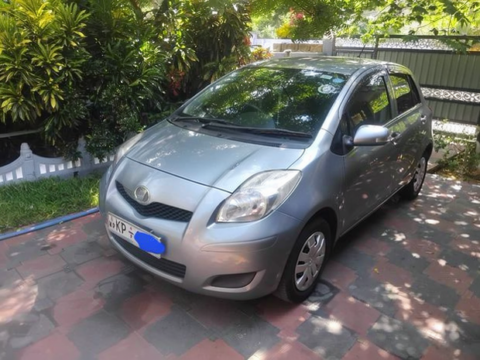Toyota Vitz 2009