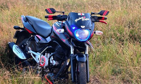 Bajaj Pulsar 150