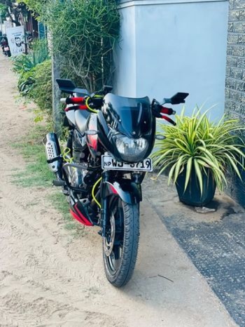 Bajaj Pulsar 180 2010